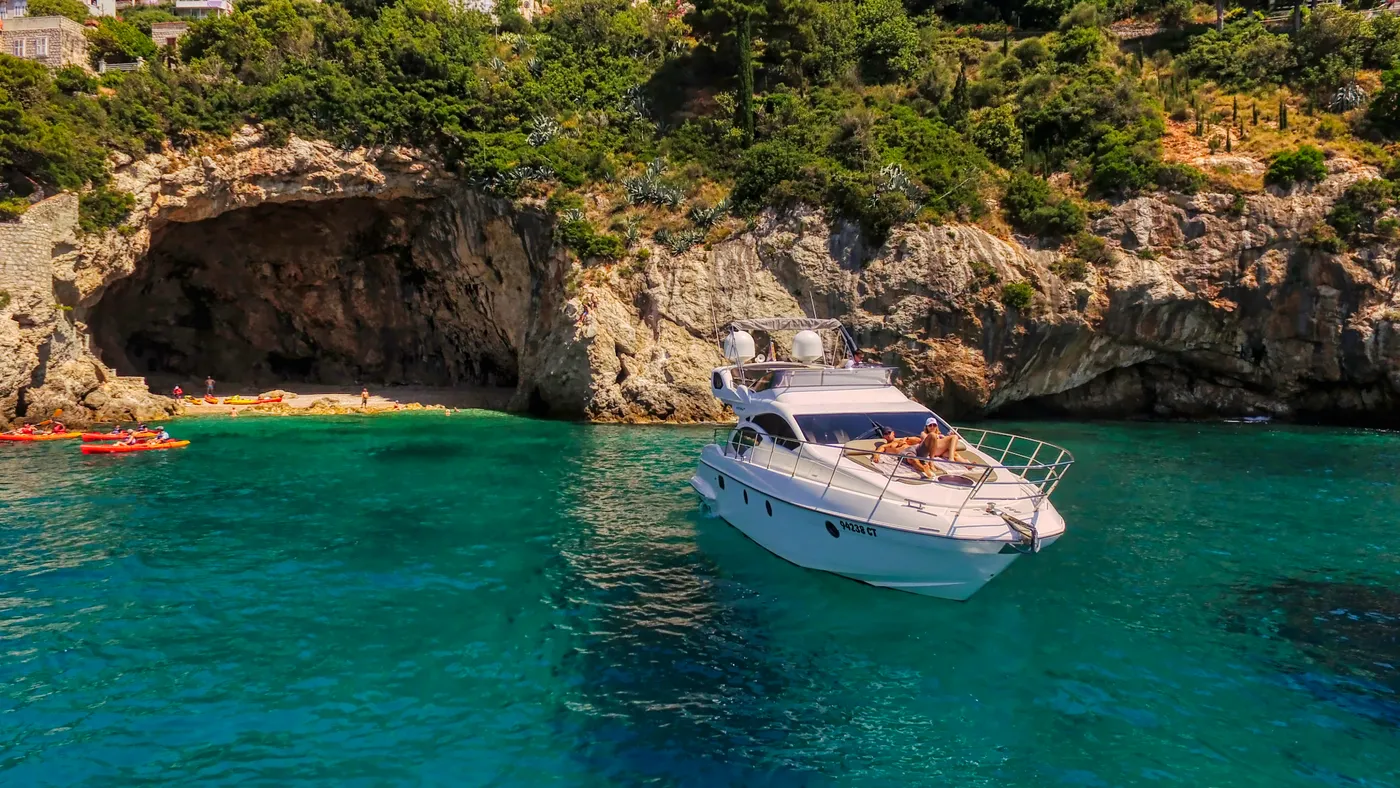 Luxury Island Escape