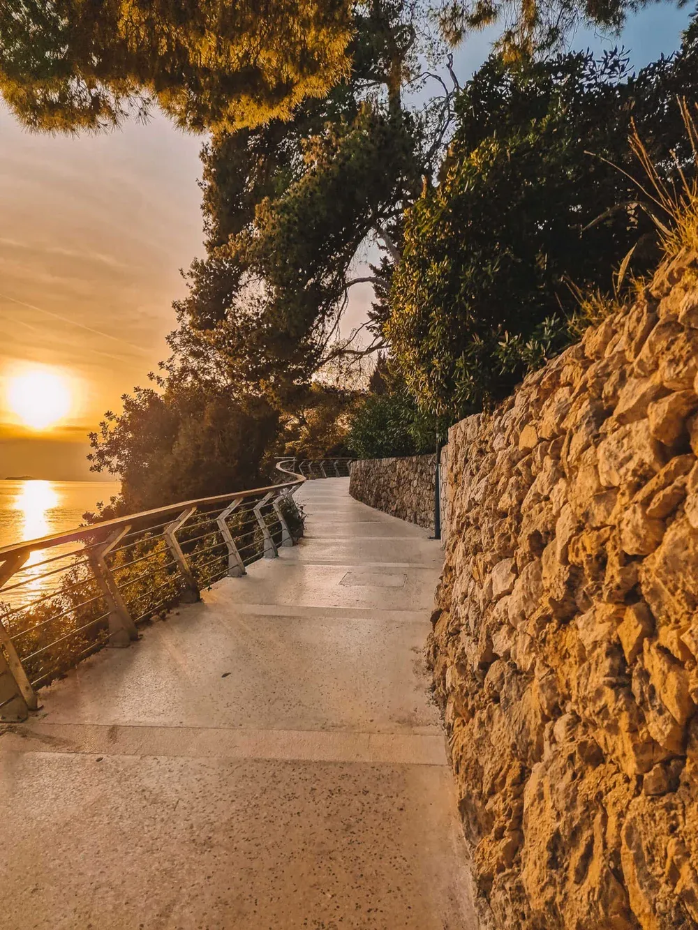 Setnica Coastal Walk